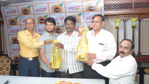 Naturralle Refined Sunflower Oil launches 5 Litre Jar in Vijayawada