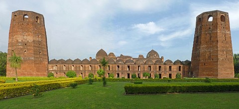 MURSHIDABAD: BREATHING HISTORY