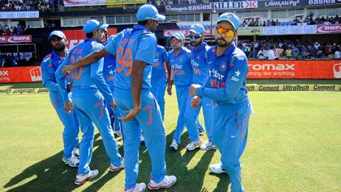 India beats listless Sri Lanka to take a 2-0 lead