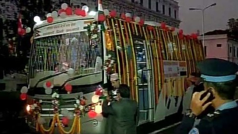Narendra Modi flags off Kathmandu-Delhi bus service