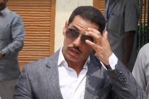 Robert Vadra snaps ANI reporter, pushes mic away
