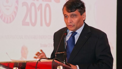 Suresh Prabhu quits Sena; joins BJP