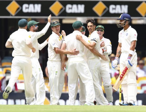 India surrender to Australia rather meekly