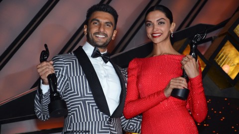 Awww!  We like your gesture Ranveer..