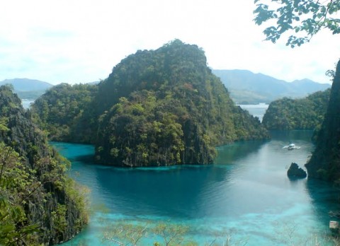 Why Coron Island should definitely be in your Travel List