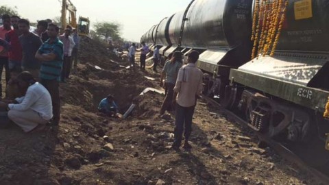 DROUGHT SCORCHED LATUR FINALLY GETS WATER THROUGH SPECIAL TRAIN