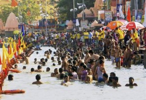 Tragedy strikes Ujjain’s Kumbh Mela, several feared dead