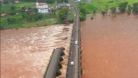 Choppers, divers on raging river after a colonial bridge collapses on Mumbai-Goa highway
